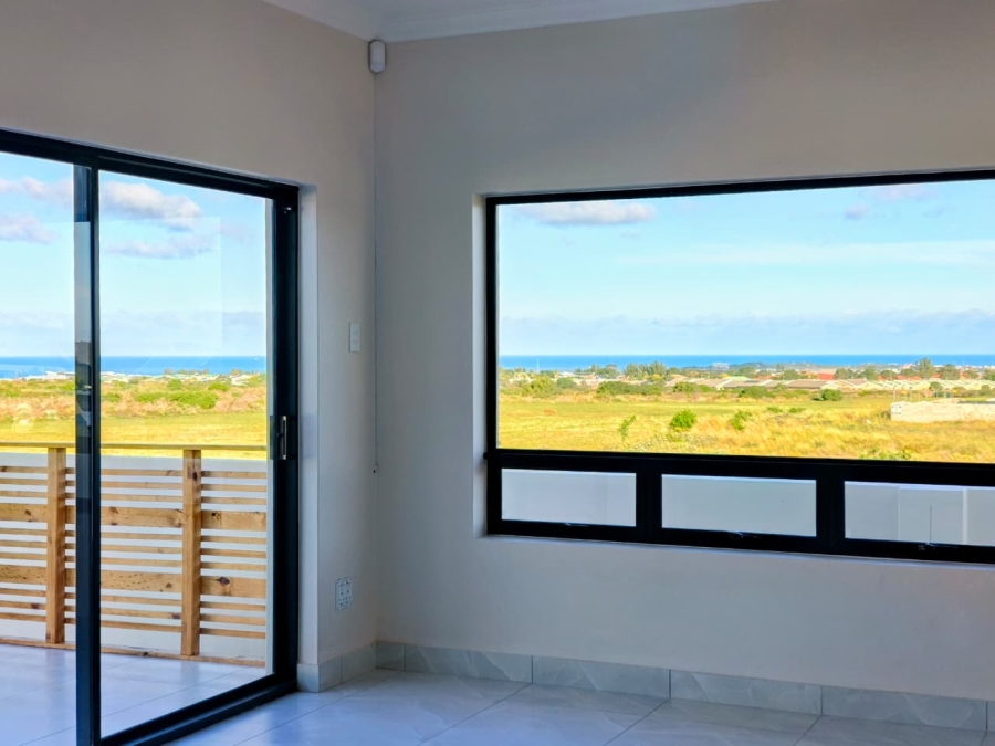 4 Bedroom Property for Sale in Fountains Estate Eastern Cape